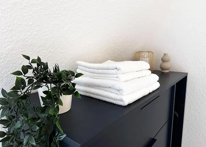 60qm Mit 2 Betten In - - High Ceiling فيرزن