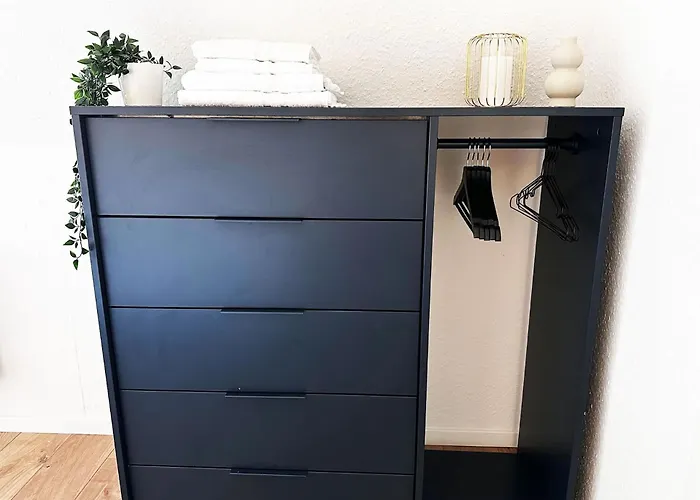 60qm Mit 2 Betten In - - High Ceiling * Viersen